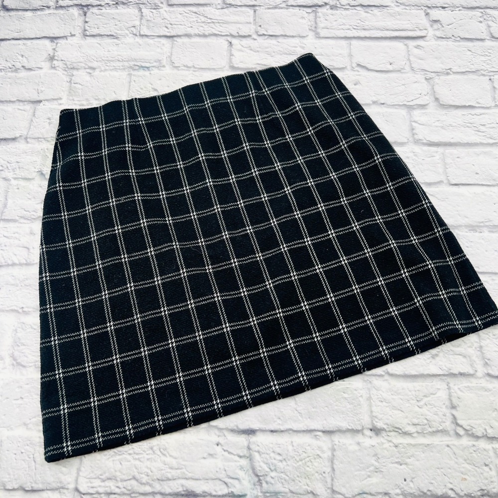 J. Jill Women Black White Plaid Windowpane Knit Mini Skirt Size Medium KSK070331
